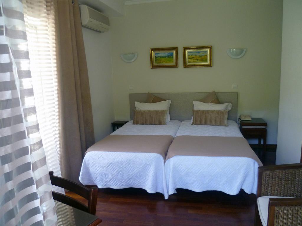 Residencial Imperial Hotel Luso  Room photo
